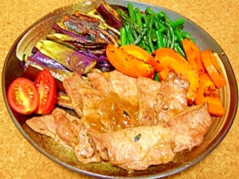 少ないお肉でも大丈夫☆野菜も食べよう！豚の生姜焼き